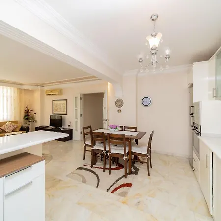 Appartement Pleasant Flat With Shared Pool In Alanya Mahmutlar