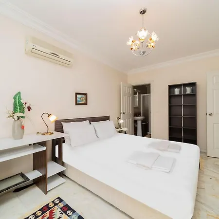 Pleasant Flat With Shared Pool In Alanya شقة *
